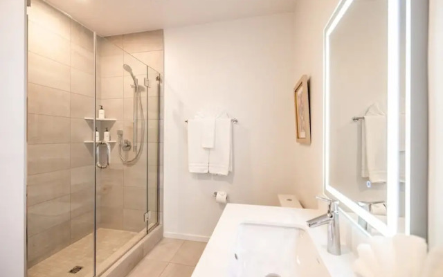 @ Marbella Lane - Luxury Beachside 2BR