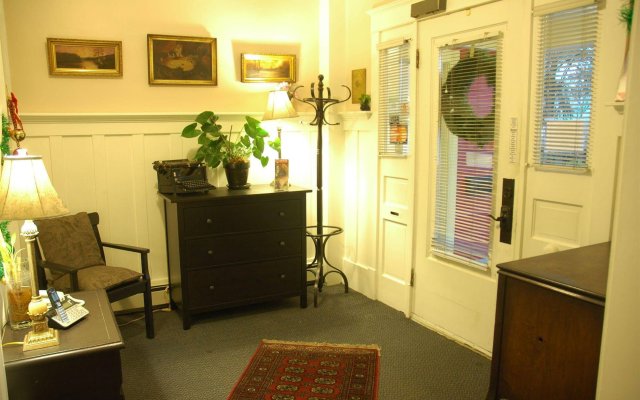 Douglas Guest House
