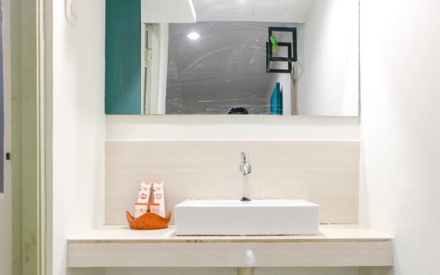 OYO 957 De-lima Residence