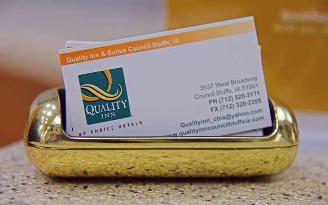 Quality Inn & Suites Metro