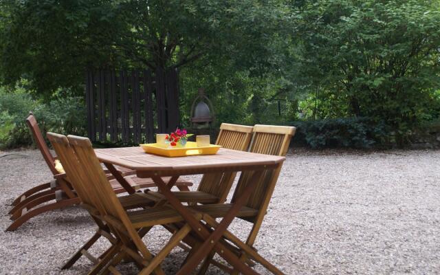 Beautiful Holiday Home in La Chapelle-aux-bois With Garden