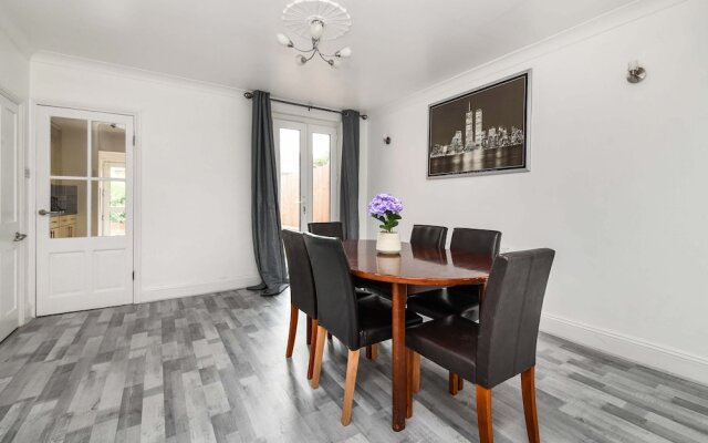 4br-10guests-parking-garden