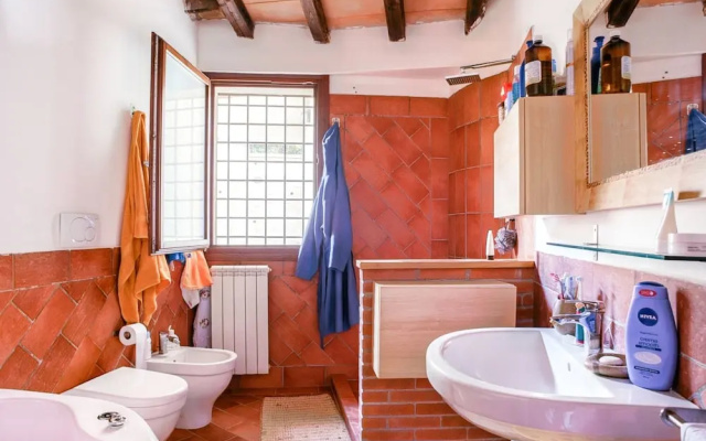 Your Roman Base: Garden Villa