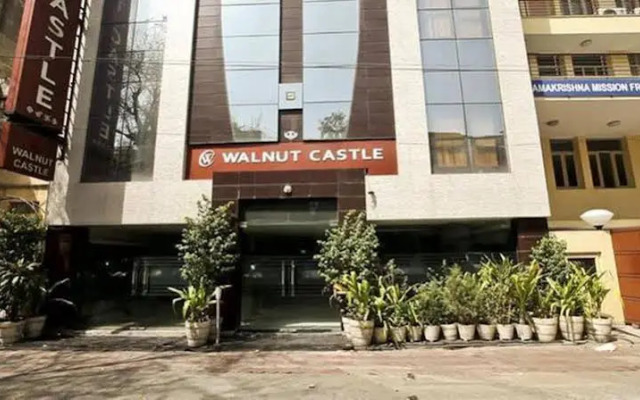 Walnut Castle