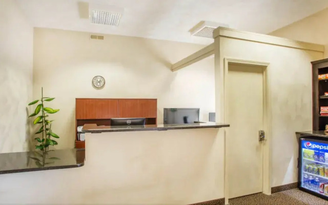 Mainstay Suites O'Fallon