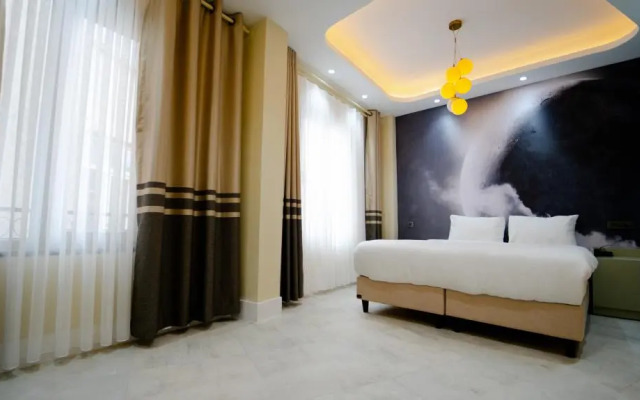 Lidar Otel