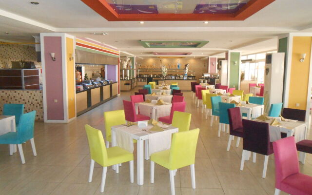 Side Win Hotel & Spa