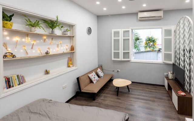 Hover House