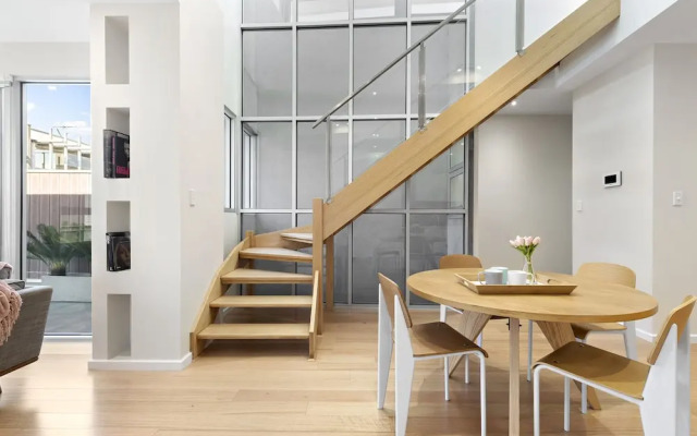 Hotham 2Bdr North Melbourne Apartment