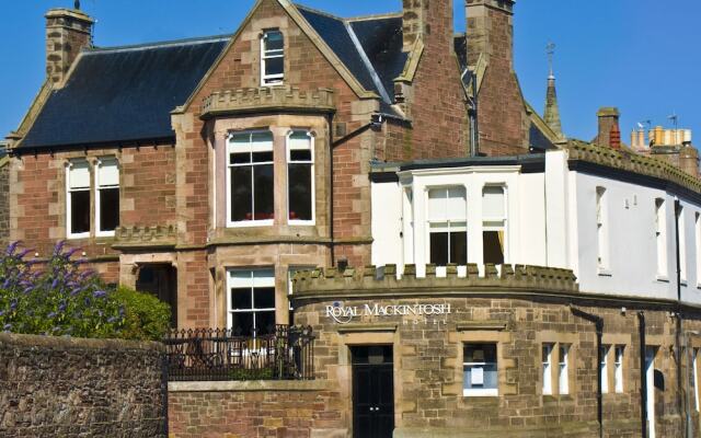 Royal Mackintosh Hotel