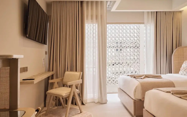 PE-LA Thapae Boutique Hotel