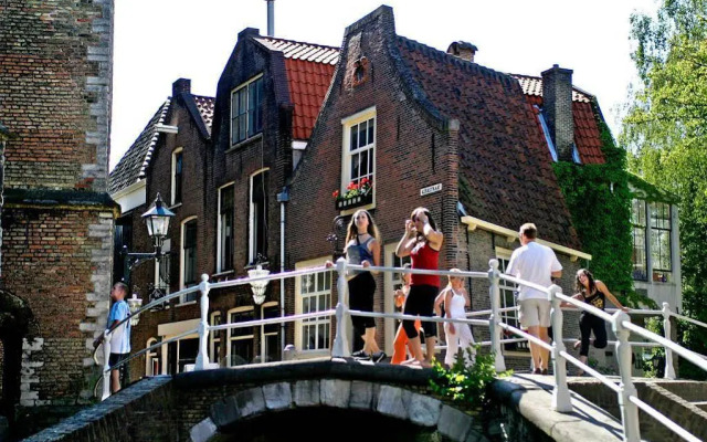 Hotel de Emauspoort
