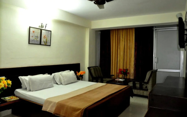 hotel triund