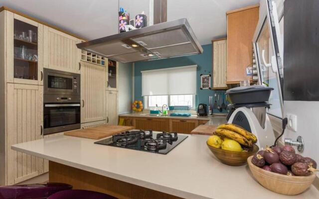 Lovely Family House