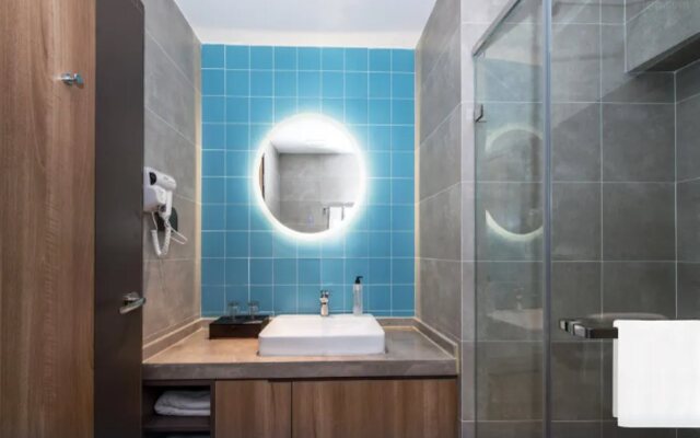 Home Inn Zhongshan Lihe Square Xingzhong Avenue