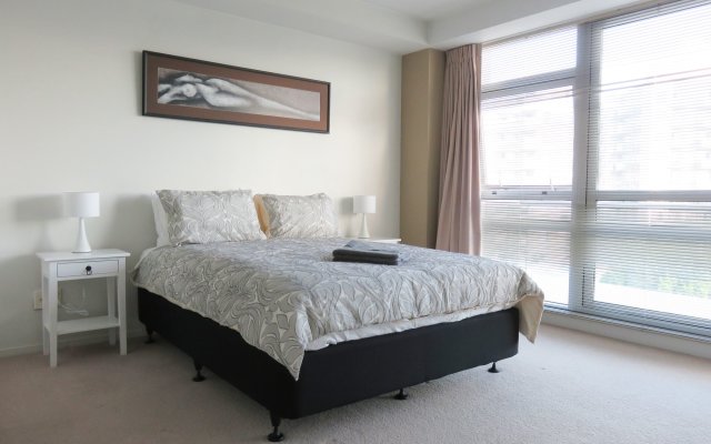 Luxury Apartment at Hobson Gardens