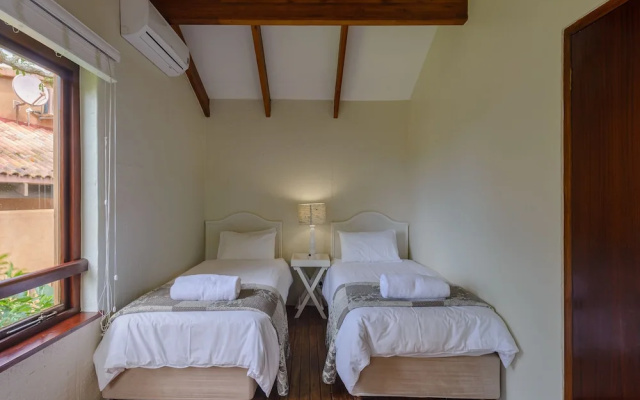 San Lameer Villa Rentals  2914
