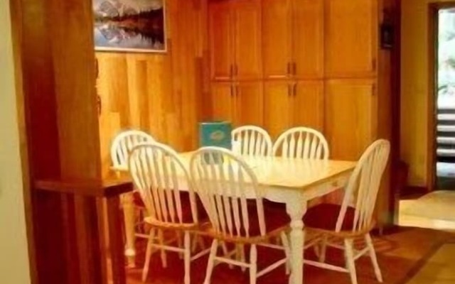 Mt Baker Lodging Condo 84 - Sleeps 6