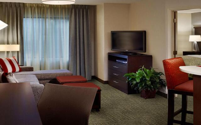 Staybridge Suites Rochester - Commerce Dr NW by IHG
