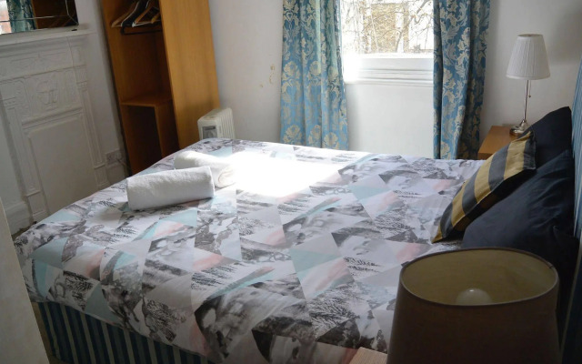 Hostel 7