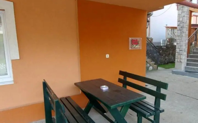 Guest House Redzo