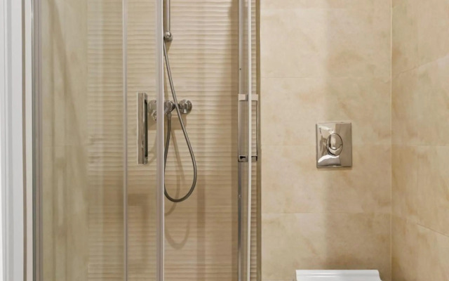 AQUARIUS: Upscale Flat in the Heart of Bucharest!