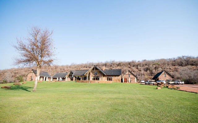 Riverdance Lodge