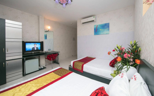 Saigon Charm Hotel