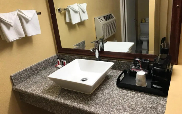 Travelodge by Wyndham San Diego SeaWorld