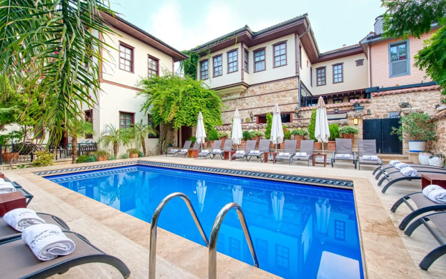Tuvana Hotel - Special Class