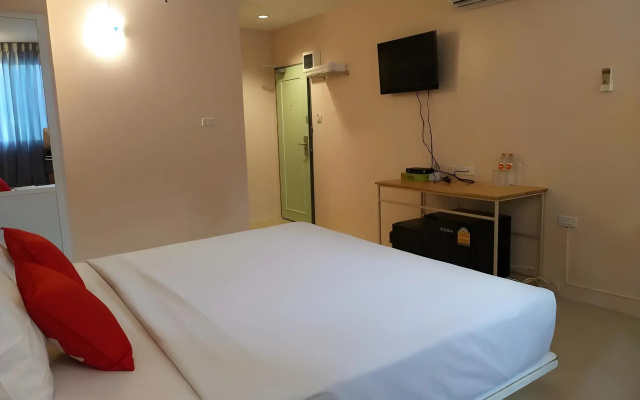 BIRD Room Hotel