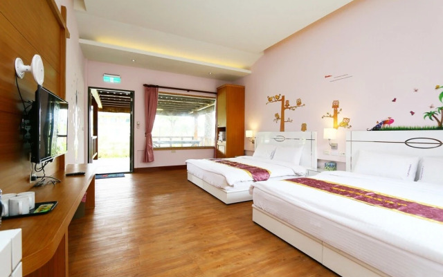 Ruisui Palm Lakes B&B