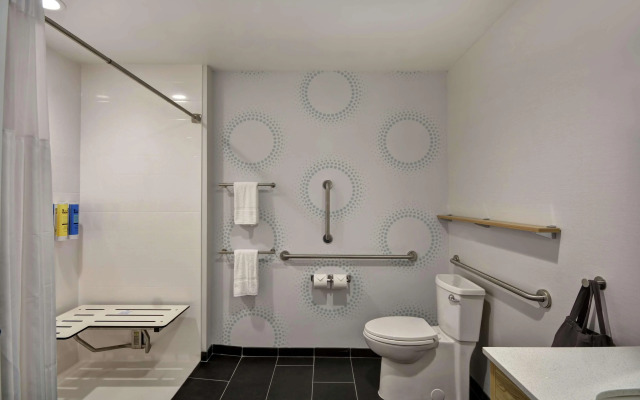 Tru by Hilton Huber Heights