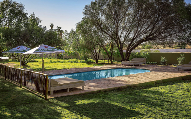 Naba Lodge