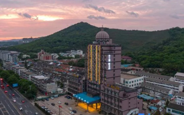 Hua Shi Hotel