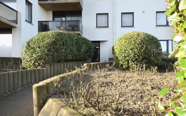 Apartment With Attached Garden