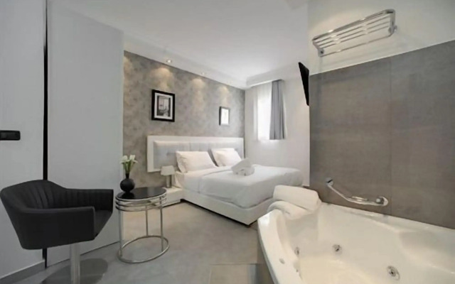 Residence Suites Hotel