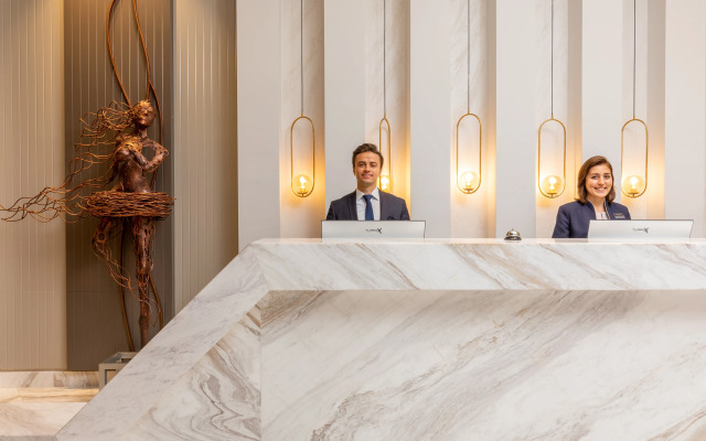 Unique Life Style Hotel
