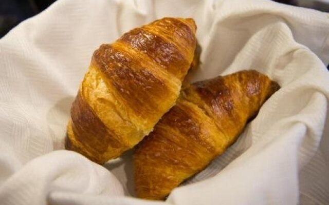 Au Croissant de Lune
