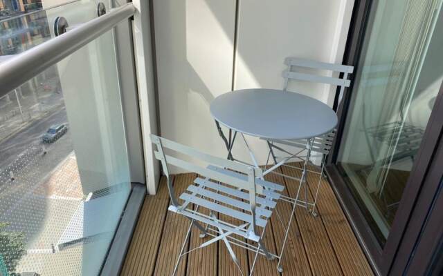 Spacious 3-bed apt Canary Wharf Great View