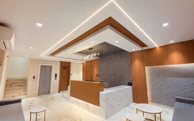 Hotel Rajshree Suites