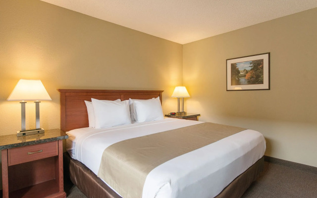 Rodeway Inn & Suites Portland