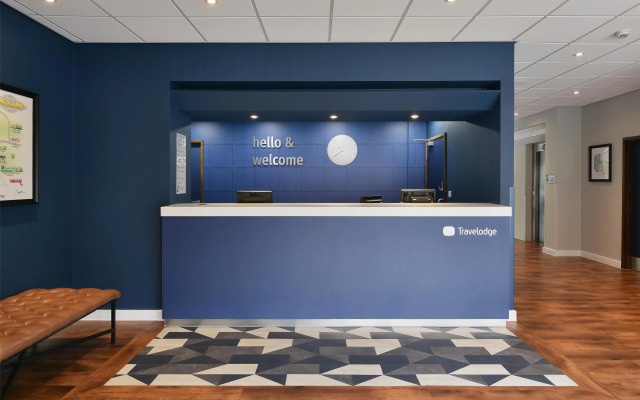 Travelodge Bolton Central River Street