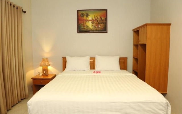 Senggigi Cottages Lombok by ZUZU – Guest Rooms – Senggigi