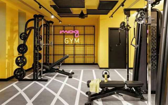 Moxy Alfragide Lisboa