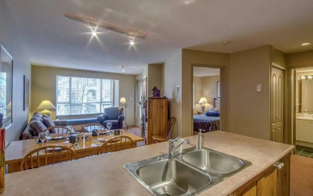 Town Plaza Suites - 2 Bedroom