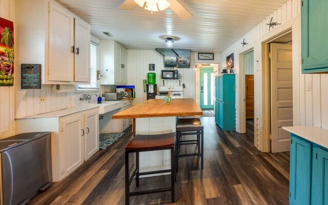 Lakefront Antioch Cottage w/ Dock & Gas Grill!