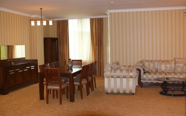 Qubek Hotel