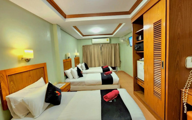 Chilli Hotel & Restaurant