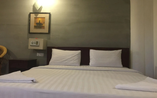 Best Central Point Hotel